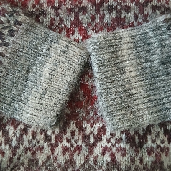 Pull & Bear Mens Crew Neck Sweater. Burgundy Gray White. Sz S EU.      FL - Picture 4 of 6